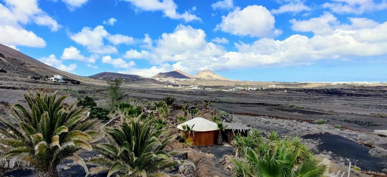 Gemuetliche Holzjurte La Asomada Lanzarote Apartment Tias